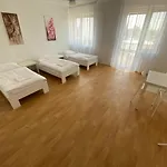 Kubra *