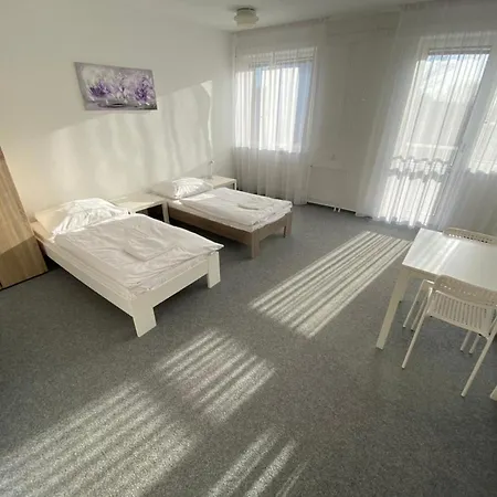 Albergue Kubra *