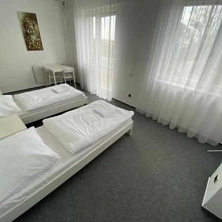 Kubra Hostel
