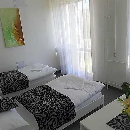 Kubra Hostel