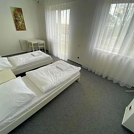 Kubra Hostel
