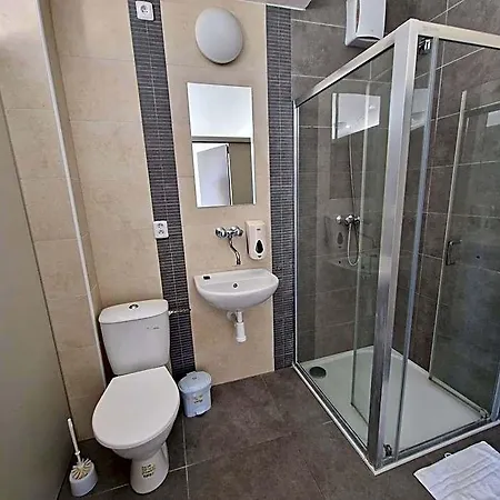 Hostel Kubra *