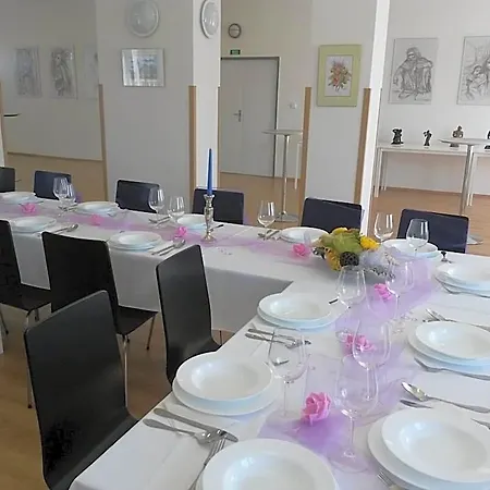 Kubra Hostel Hodonin