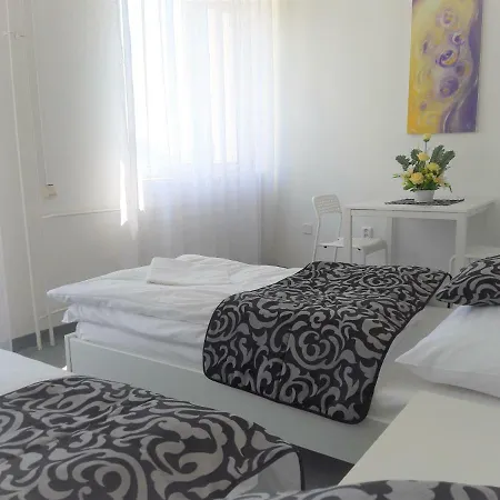 Kubra Hostel Hodonin