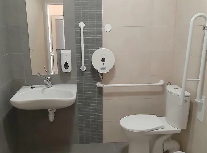 Hostal Kubra *